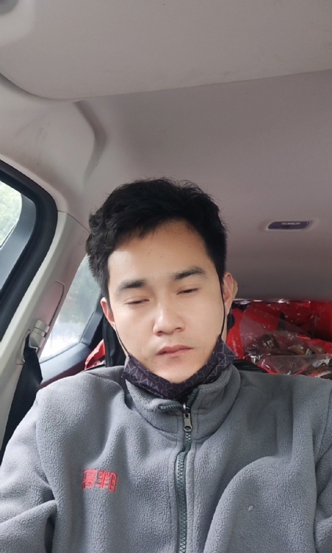 冷锋的第一张照片--湖北王婆说媒