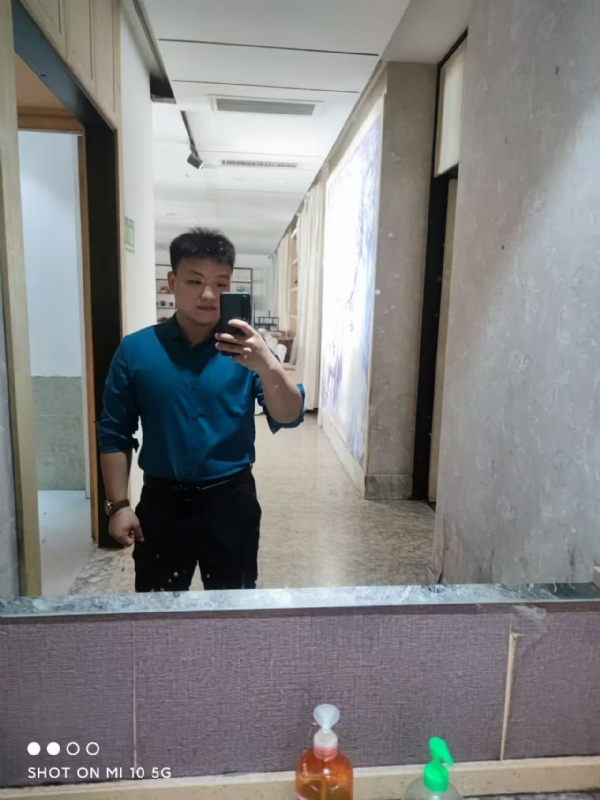 JCY的第二张照片--湖北王婆说媒